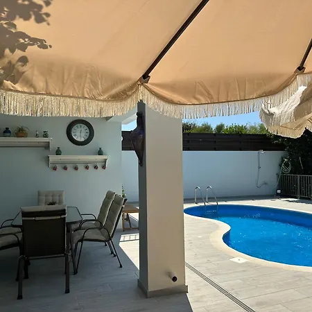 Alpha Five Villa Pissouri