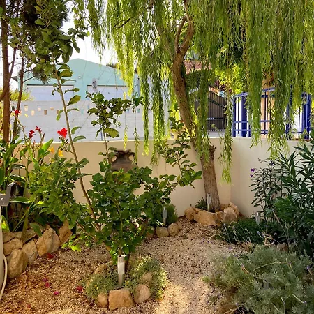 Alpha Five * Pissouri