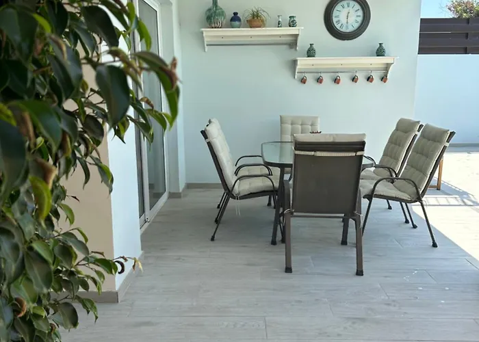 Alpha Five Vila Pissouri