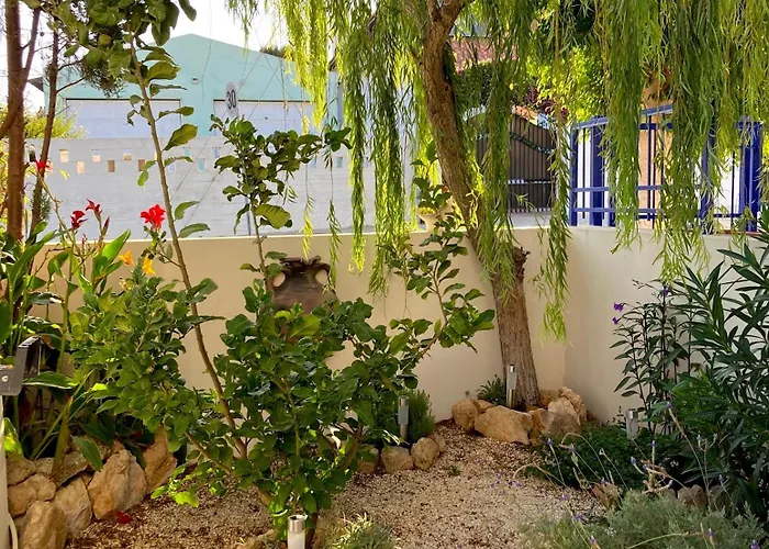 Alpha Five * Pissouri